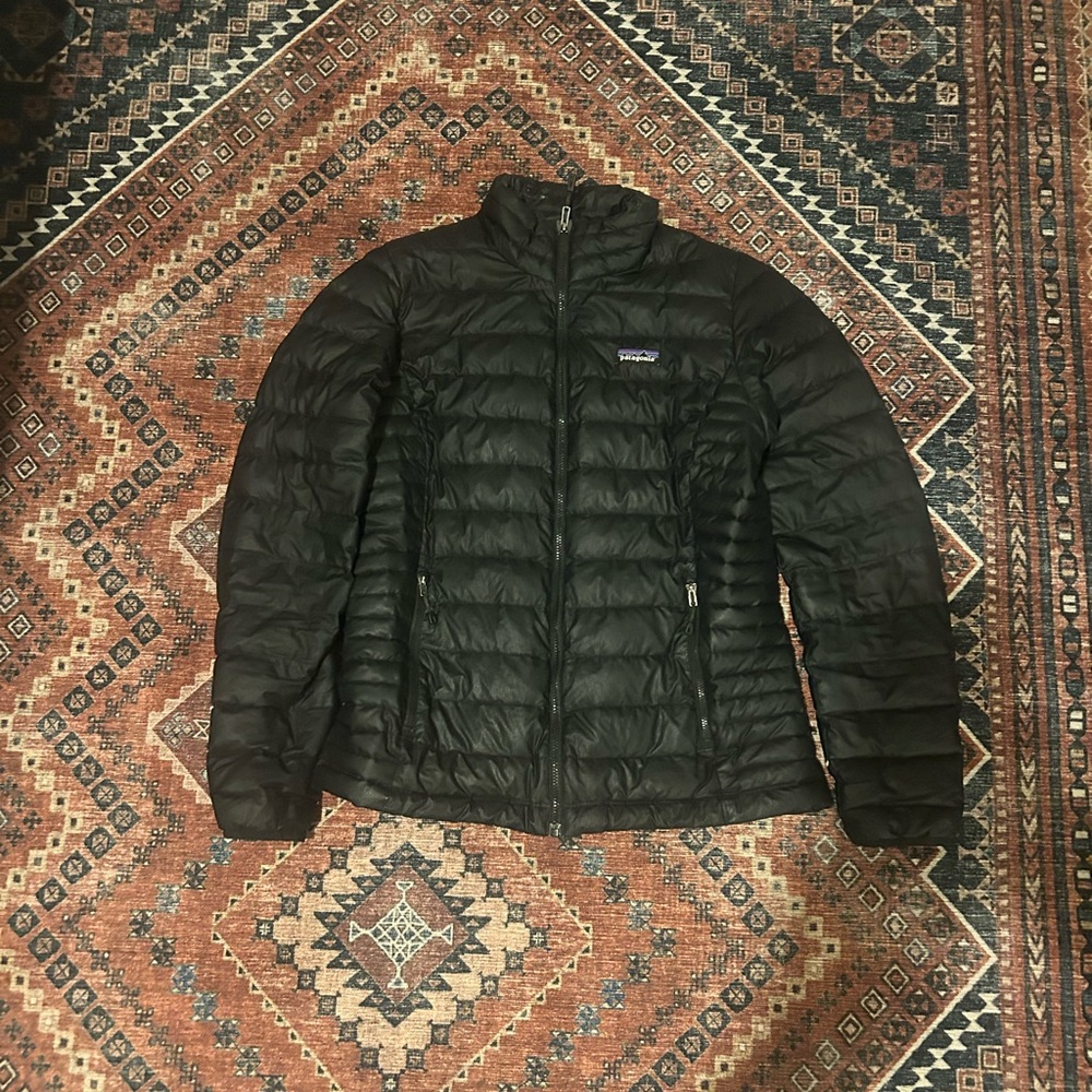 Patagonia Women's Black Puffer Jacket